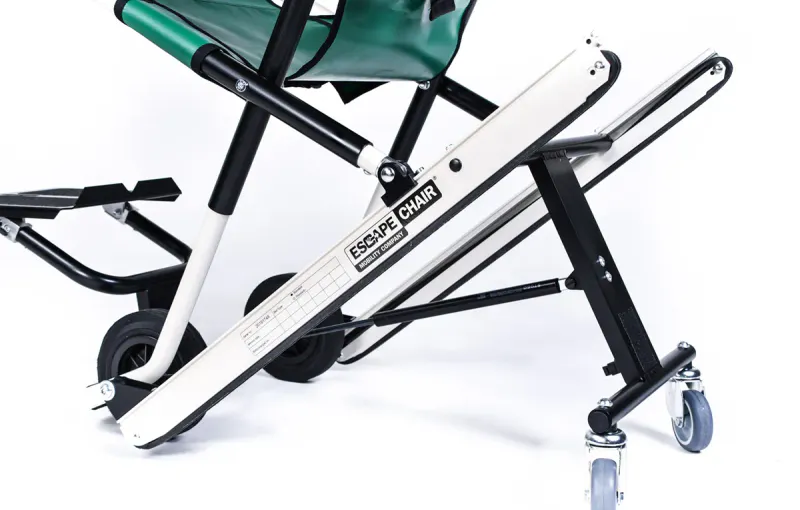 Escape Chair CF (Comfort med armlene og fotstøtte) Evakueringsstol inkl støvtrekk